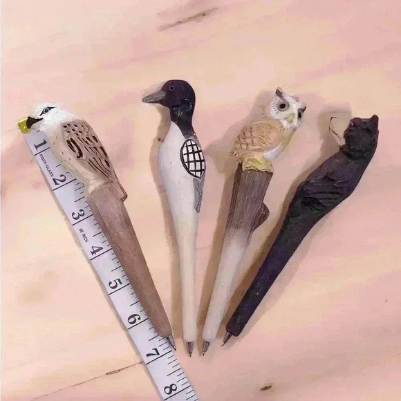 4 Hand Carved Wooden Animal Pens 1 Bear Hugging Log Holder 5 Pc Rustic Cabin - Picture 11 of 16